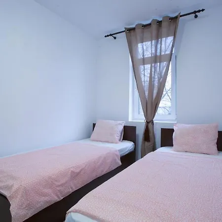 La Maria Hostel *