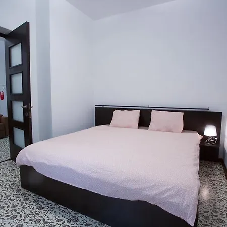 La Maria Hostel *