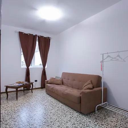 La Maria Albergue *